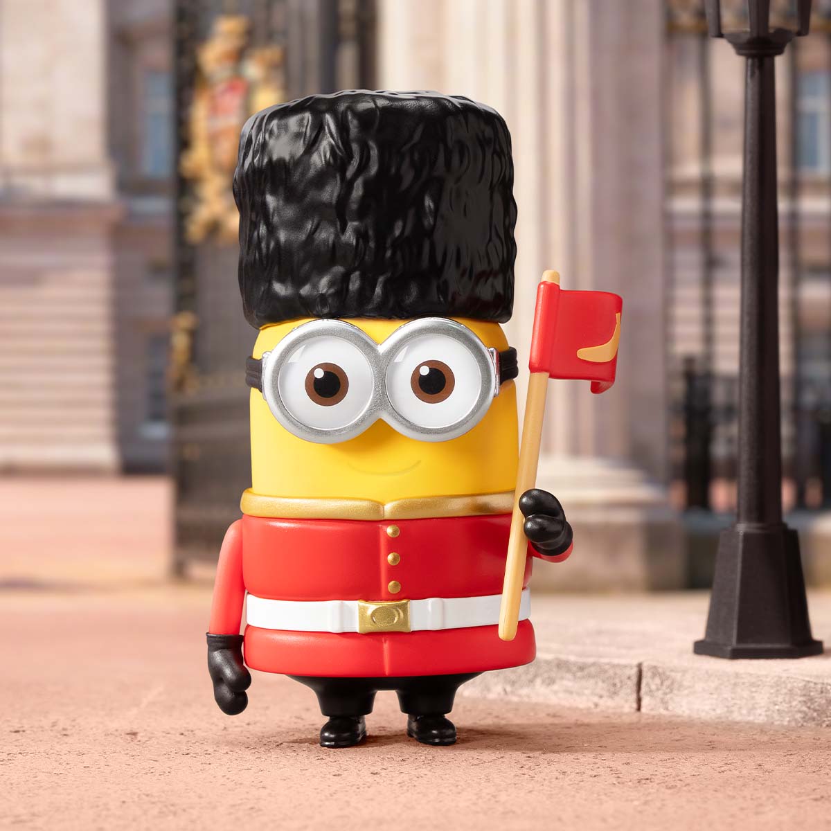 Minions Bello World Series Figures