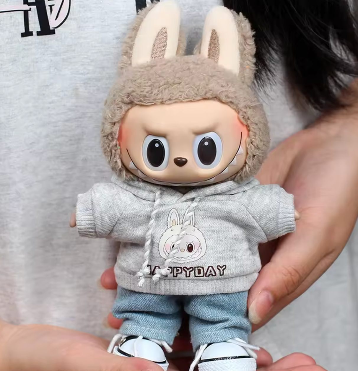 Hettegenser til Labubu (Grå)