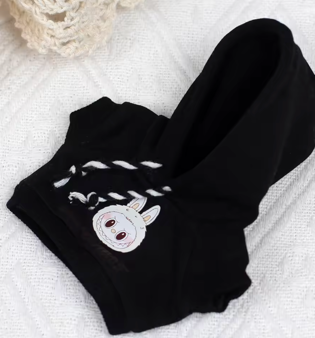 Hettegenser til Labubu (Sort)